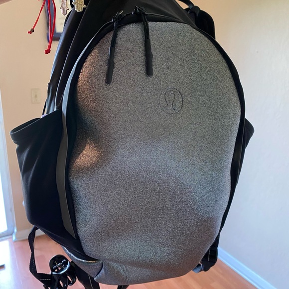 Lululemon Black and Silver Fast and free backpack like new main image 15